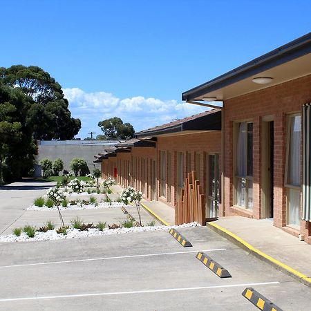 Cranbourne Motor Inn Екстериор снимка